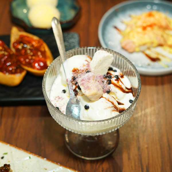 Postres y Helados + Caramelos Explosivos