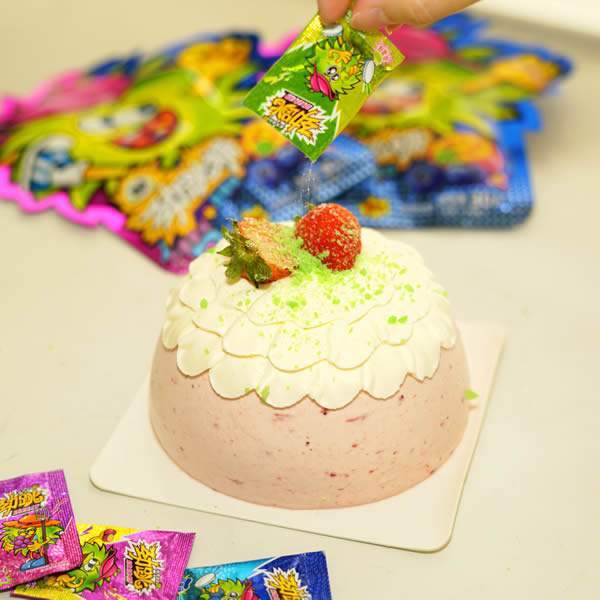 Pasteles + Caramelos Explosivos